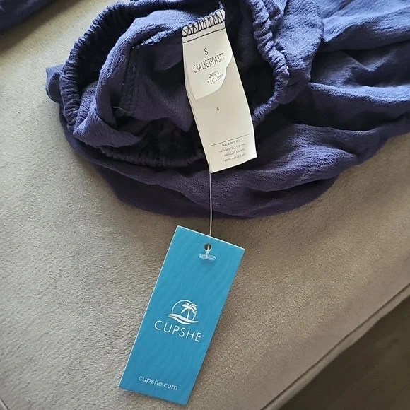 Cupshe Navy Halter Wide-Leg Jumpsuit with Pockets - Picture 7 of 12